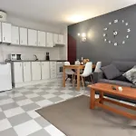 Apartman Montblanc *